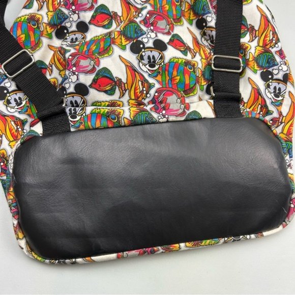 Disney Mickey & Minnie deep in love backpack main image 10